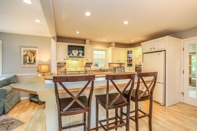 189 Scotts Dr, Charlestown, NH 03603 - photo 3