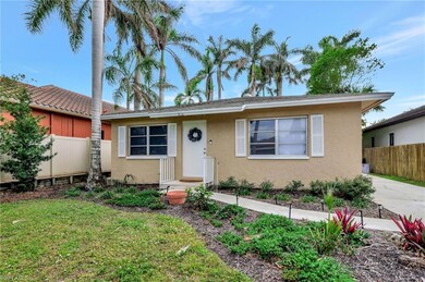 View of front of home featuring a front yard