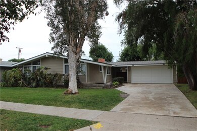 263 Hanover Dr, Costa Mesa, CA 92626 - photo 2
