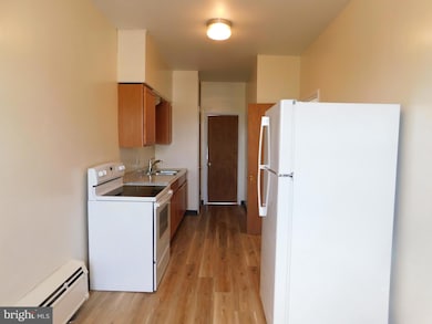 113 W Boscawen St unit 3, Winchester, VA 22601 - photo 3