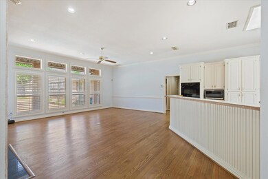 608 Stoneridge Ct, Cleburne, TX 76033 - photo 4