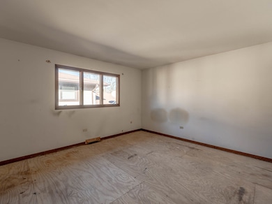 17922 State Line Ave, Lansing, IL 60438 - photo 7