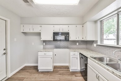 4543 Enchantedgate Dr, Spring, TX 77373 - photo 5