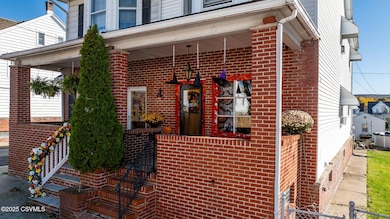 1203 Scott St, Kulpmont, PA 17834 - photo 3