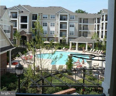 12925 Centre Park Cir unit 307, Herndon, VA 20171 - photo 7