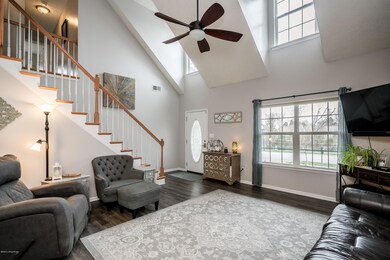 7444 Apple Mill Dr, Louisville, KY 40228 - photo 5