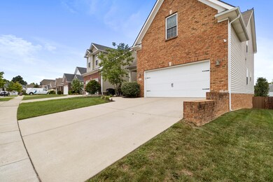 3229 Toll Gate Rd, Lexington, KY 40509 - photo 4