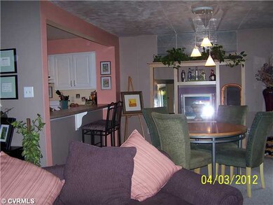 Dining Room - Dining area opens to kitchen