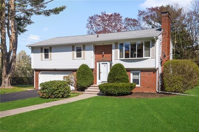 13 Lawnacre Dr, Greenville, RI 02828 - photo 3