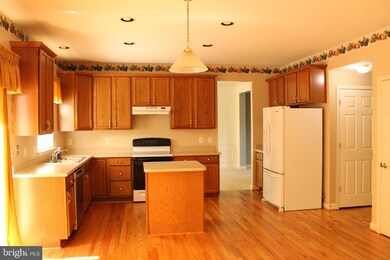 15571 Fancy Farm Ct, Manassas, VA 20112 - photo 5