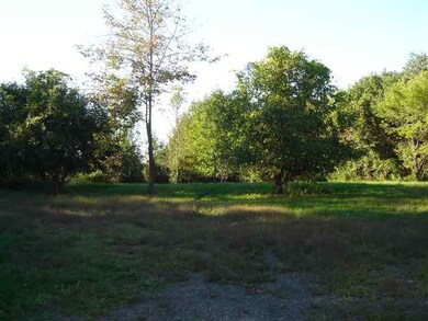 877 Maple Hill Rd, Castleton On Hudson, NY 12033 - photo 2