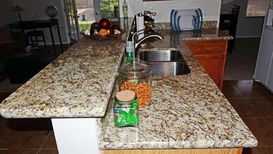 kitchen e
