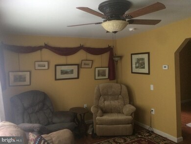 61 Meadow Dr, Schuylkill Haven, PA 17972 - photo 5