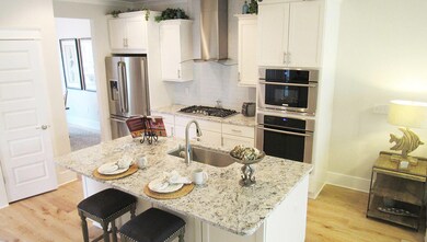 Grande Pointe Model - Kitchen 5