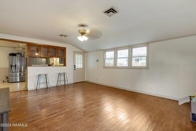 4-web-or-mls-505 Third St-4