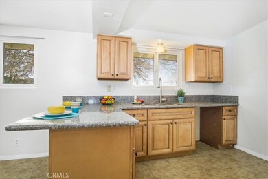 6741 Pine Spring Ave, Twentynine Palms, CA 92277 - photo 6