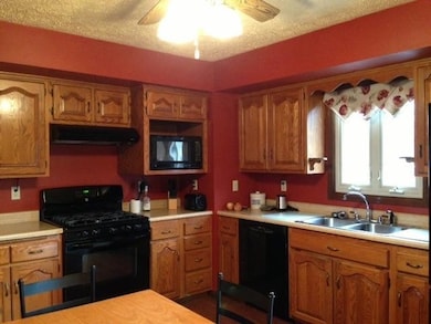 5747 W Pleasant Hills Trail, La Porte, IN 46350 - photo 6