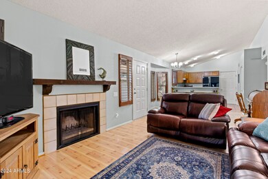 5258 W Boston Way S, Chandler, AZ 85226 - photo 4