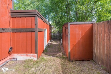 Back Yard_9733-FULL