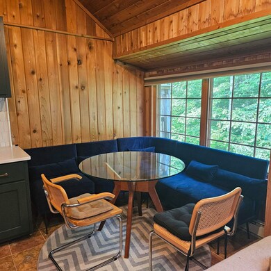 10 Kernwood Dr unit 2, Lincoln, NH 03251 - photo 4