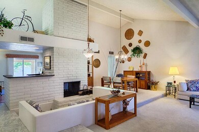 3117 W Betty Elyse Ln-5