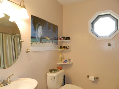 95 Twin Oaks Terrace, South Burlington, VT 05403 - photo 7