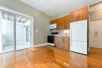551 E 8th St unit 1, Boston, MA 02127 - photo 5