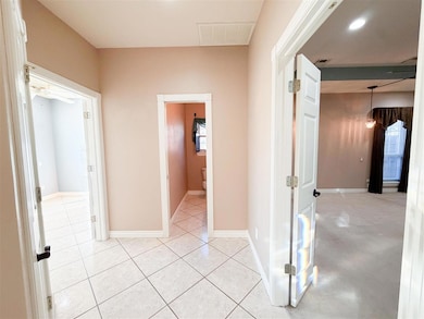 8009 NW Norwick Ave, Lawton, OK 73505 - photo 5