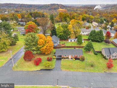 204 E 17th St, Front Royal, VA 22630 - photo 4