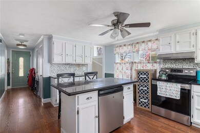 15 Fairmont St, West Warwick, RI 02893 - photo 6