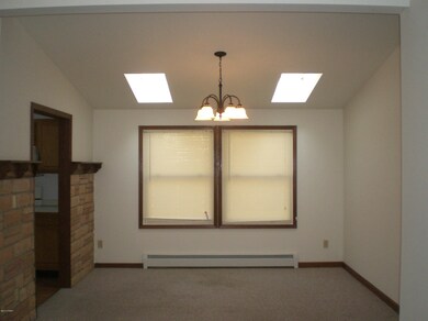 210 Aspen Dr, Milford, PA 18337 - photo 3