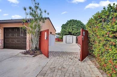 4387 Appian Way, Greenacres, FL 33463 - photo 2