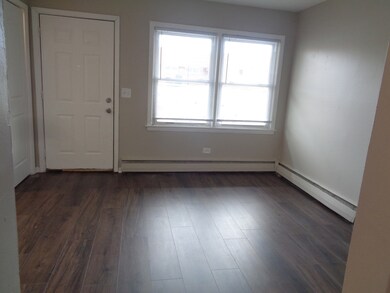 1340 N Main St unit C4, Wheaton, IL 60187 - photo 2
