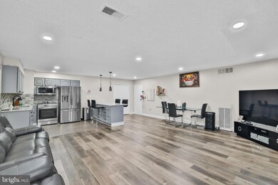 1826 Metzerott Rd, Adelphi, MD 20783 - photo 6