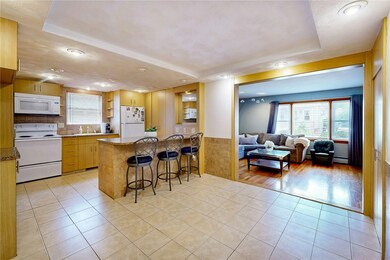 141 4th St, Providence, RI 02906 - photo 5