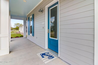 205 E 4th St (22)