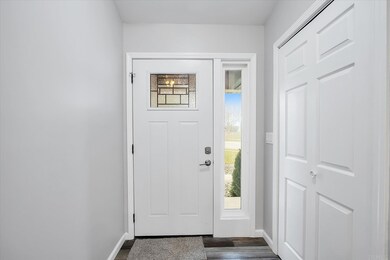 33849 Prairie Knolls Dr, New Carlisle, IN 46552 - photo 2