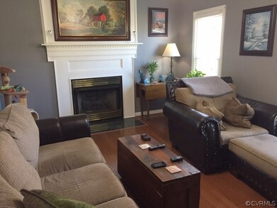 8813 Leafycreek Dr, North Chesterfield, VA 23237 - photo 2