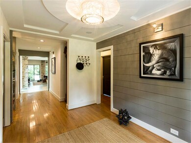 730 W 41st St, Houston, TX 77018 - photo 4