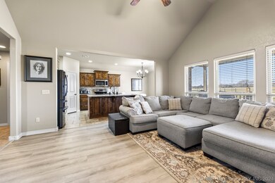 9652 N Osage Dr, Sperry, OK 74073 - photo 4