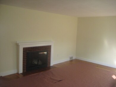 26 Border Rd, Needham, MA 02492 - photo 3