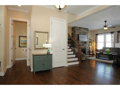 Entry/Foyer.