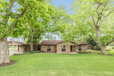 5134 Riverview Dr, Alvin, TX 77511 - photo 2