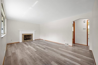 5123 S Passage Dr, Pittsburgh, PA 15236 - photo 7