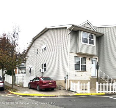 230 Skyline Dr, Staten Island, NY 10304 - photo 2