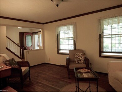 Beautiful hardwood floors in the living room conne
