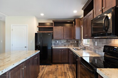 3862 Spruce Drive HiRes-14