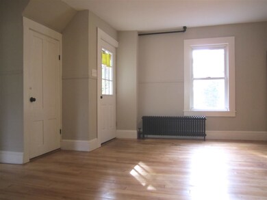 31 Pleasant St, Pembroke, NH 03275 - photo 4