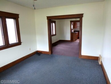 901 Cedar St, Niles, MI 49120 - photo 4