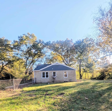 20845 Darden Rd, South Bend, IN 46628 - photo 2